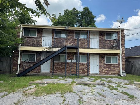 Photo of 1405 2nd Street #3, Galena Park, TX 77547 (MLS # 35893773)