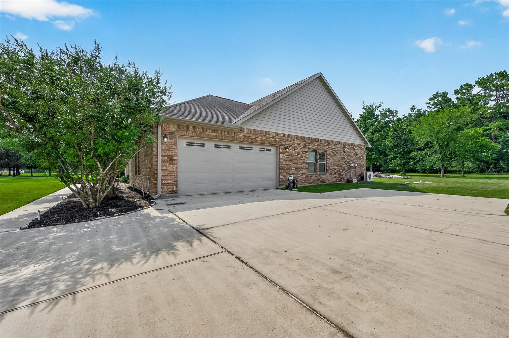 15648 Connie Lane