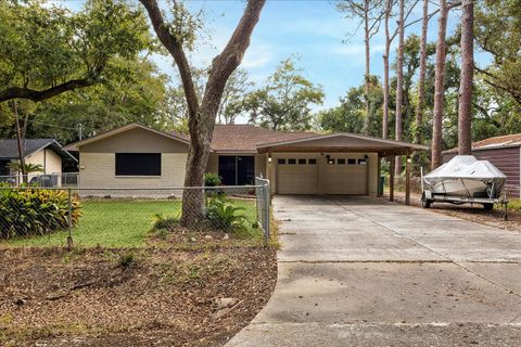 219 Hardy Street Bacliff TX 77518