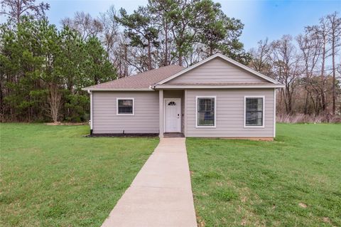 Photo of 3122 Molly Drive, Huntsville, TX 77340 (MLS # 83852614)