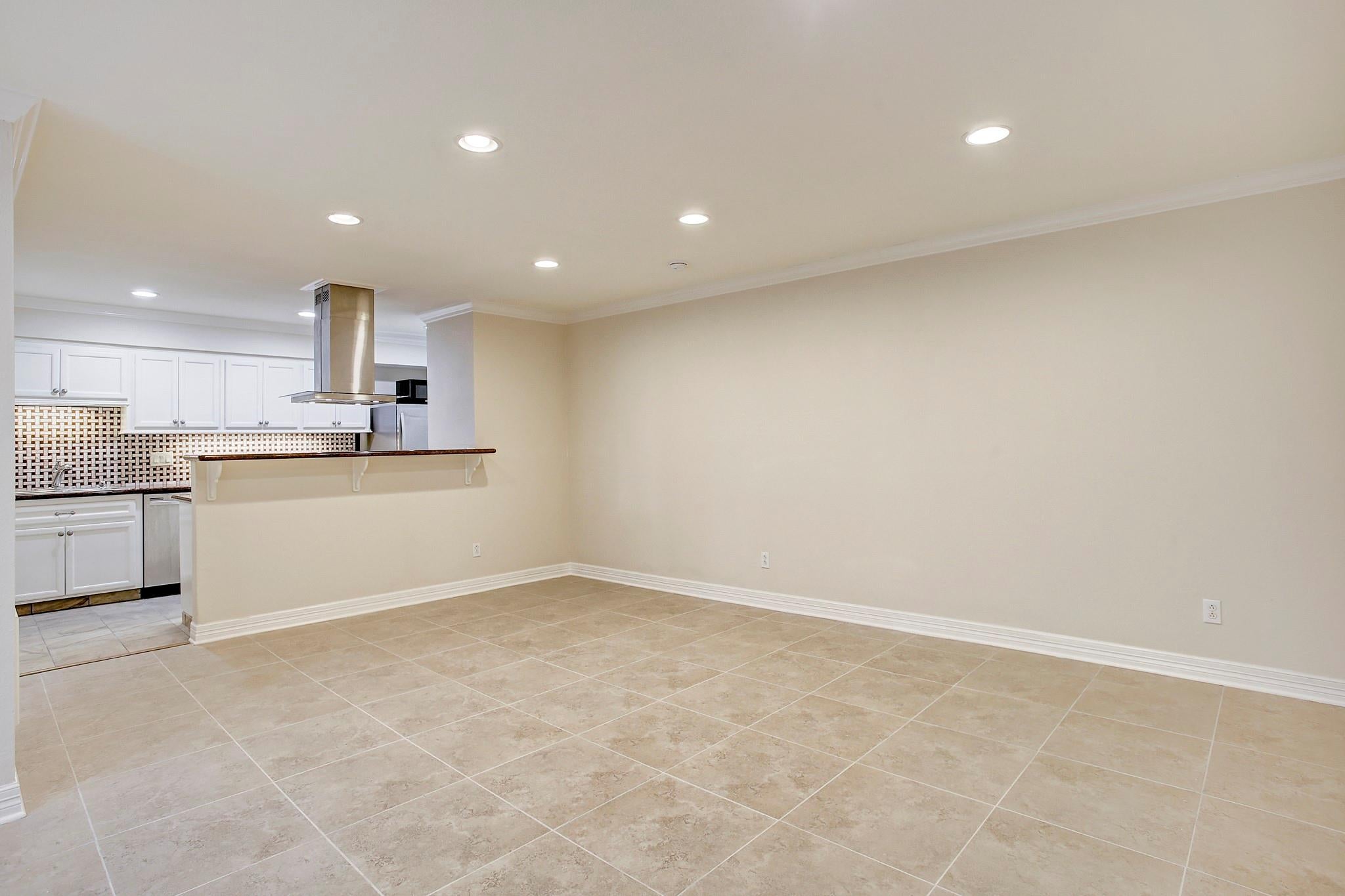 3131 Cummins Street 63