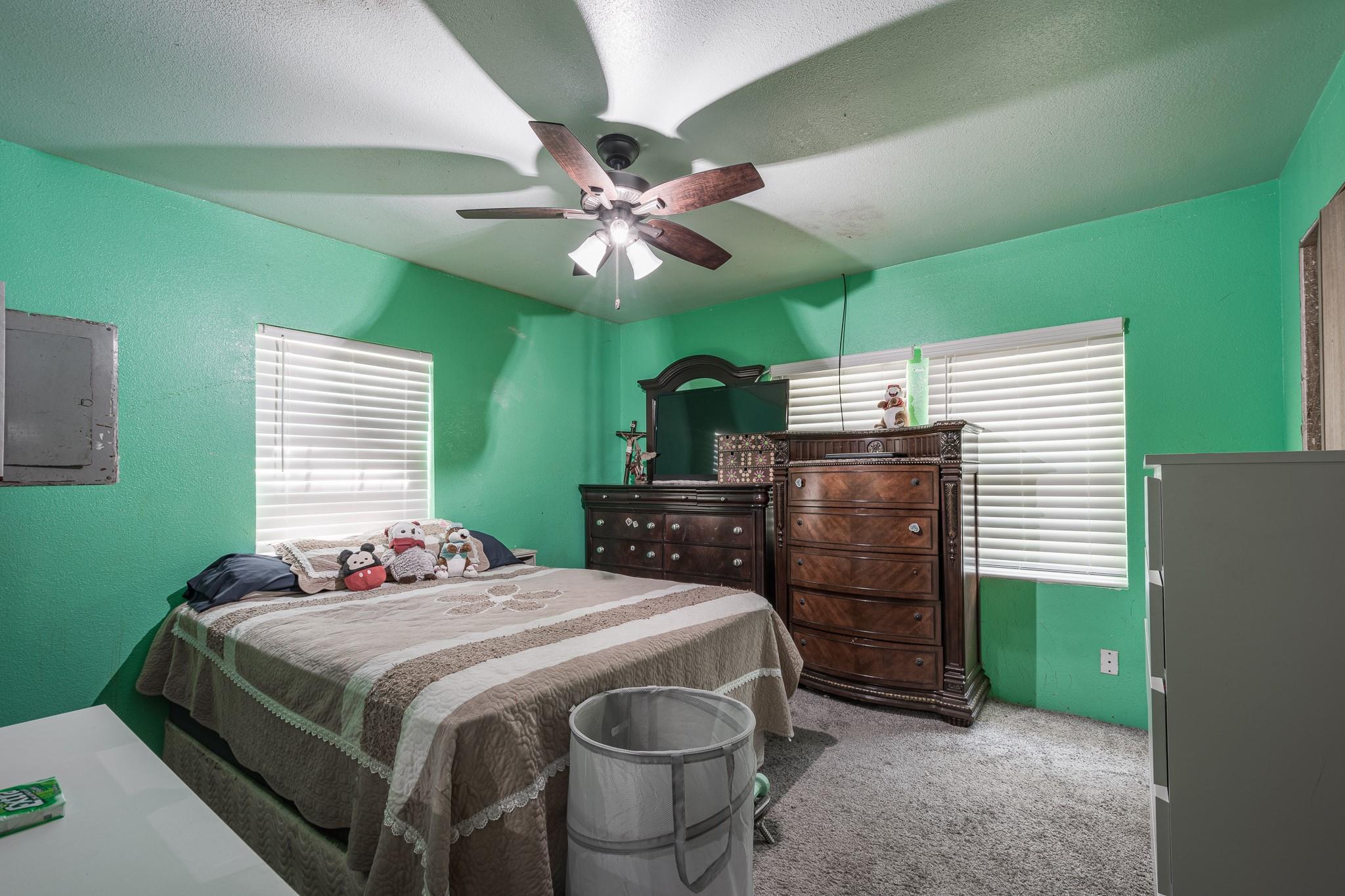 21309 W Memorial Drive