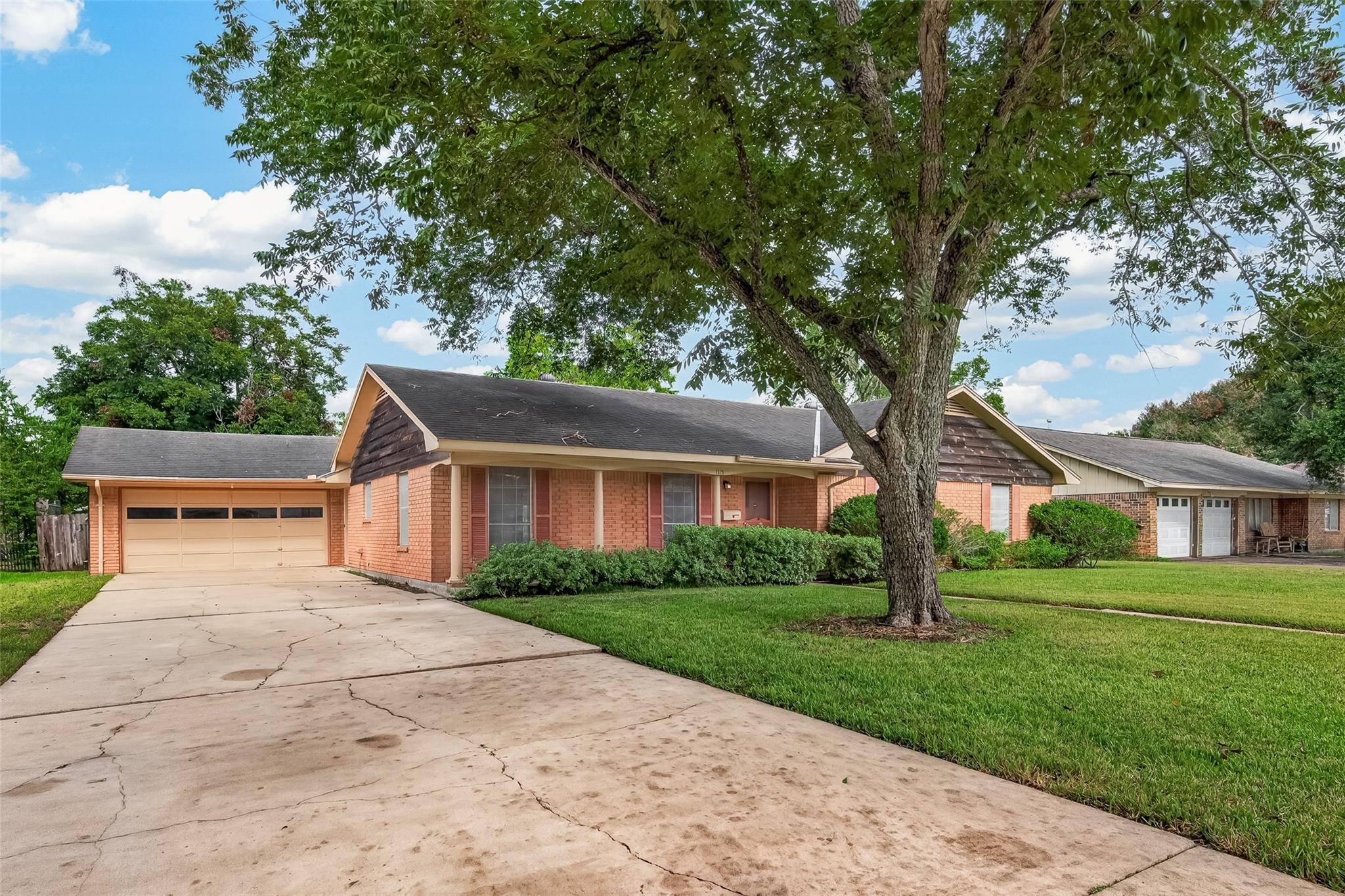 1115 Timber Lane