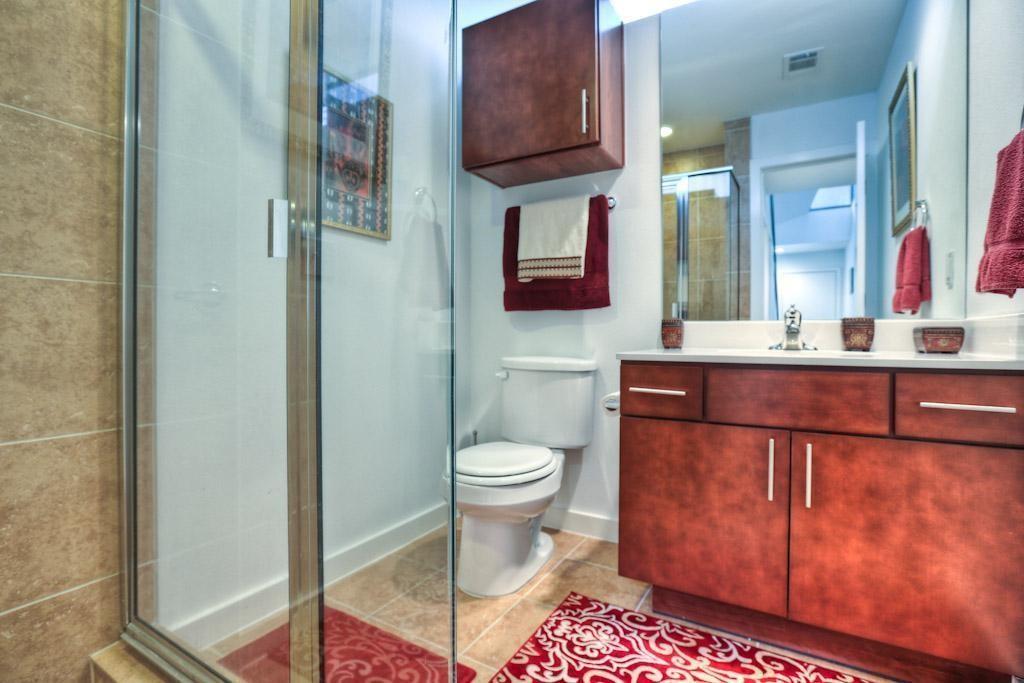 Houston, Texas 77020, United States, 2 Bedrooms Bedrooms, ,2 BathroomsBathrooms,Residential,Active,222909