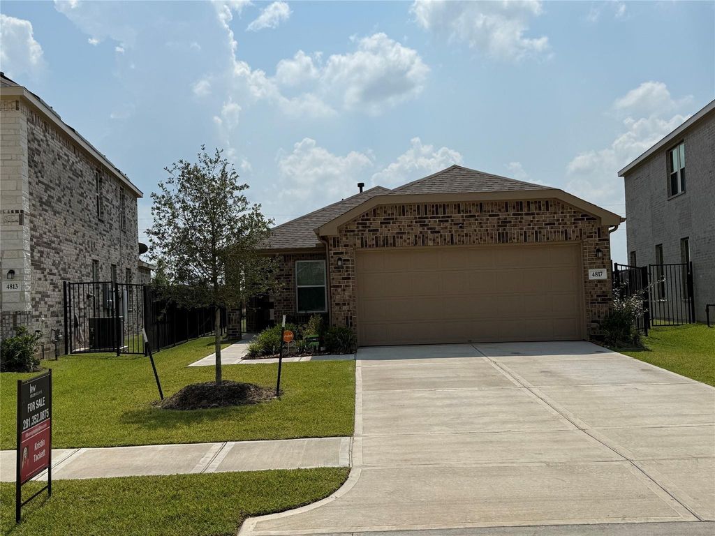 Photo of 4817 Sun Falls Drive, Katy, TX 77493 (MLS # 62061419)