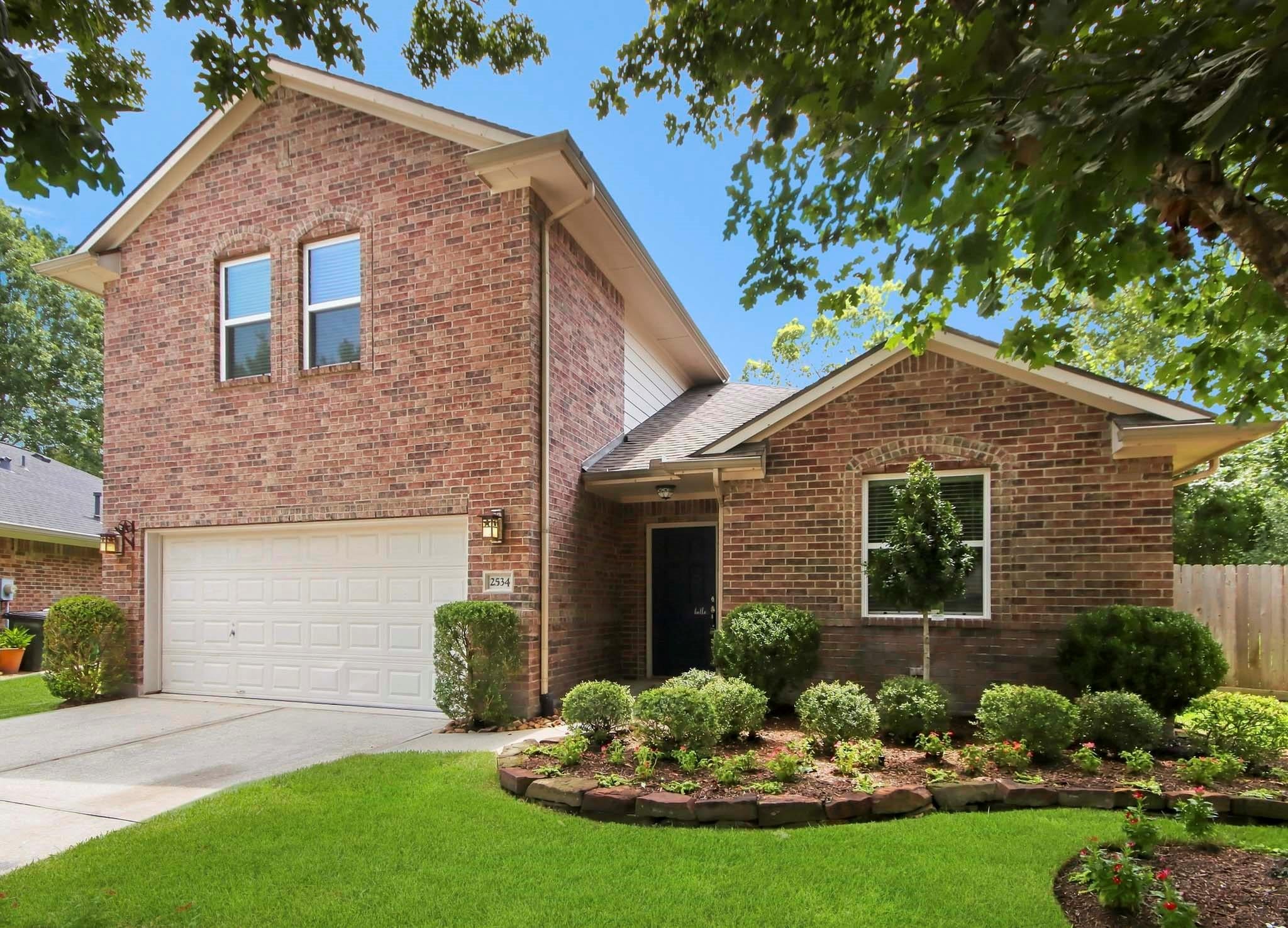 2534 Hidden Park Lane