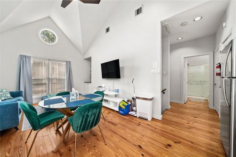 Tiny photo for 606 W Drew Street, Houston, TX 77006 (MLS # 78744614)