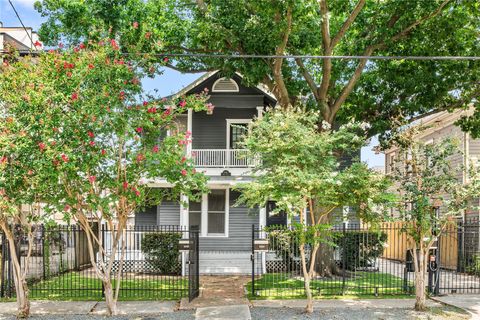 Tiny photo for 606 W Drew Street, Houston, TX 77006 (MLS # 78744614)