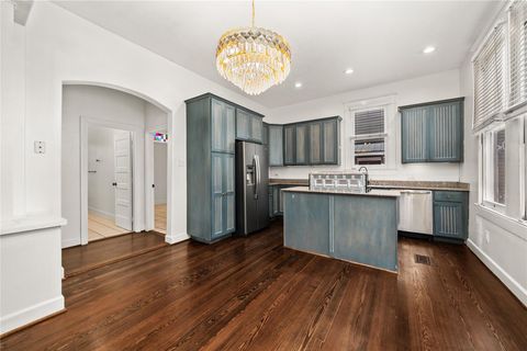 Tiny photo for 606 W Drew Street, Houston, TX 77006 (MLS # 78744614)