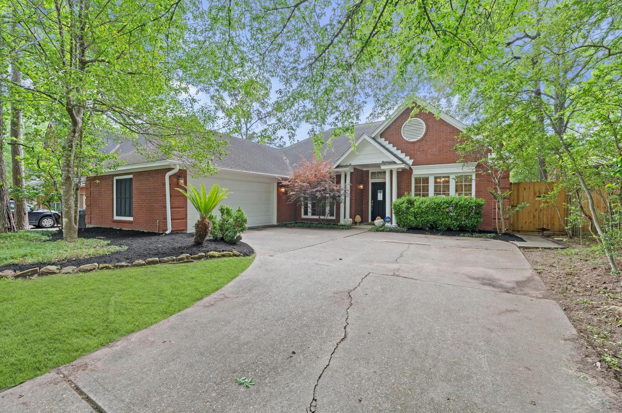 5411 Glade Estates Drive