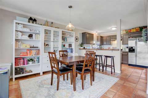 Tiny photo for 734 W 21st Street, Houston, TX 77008 (MLS # 22155094)