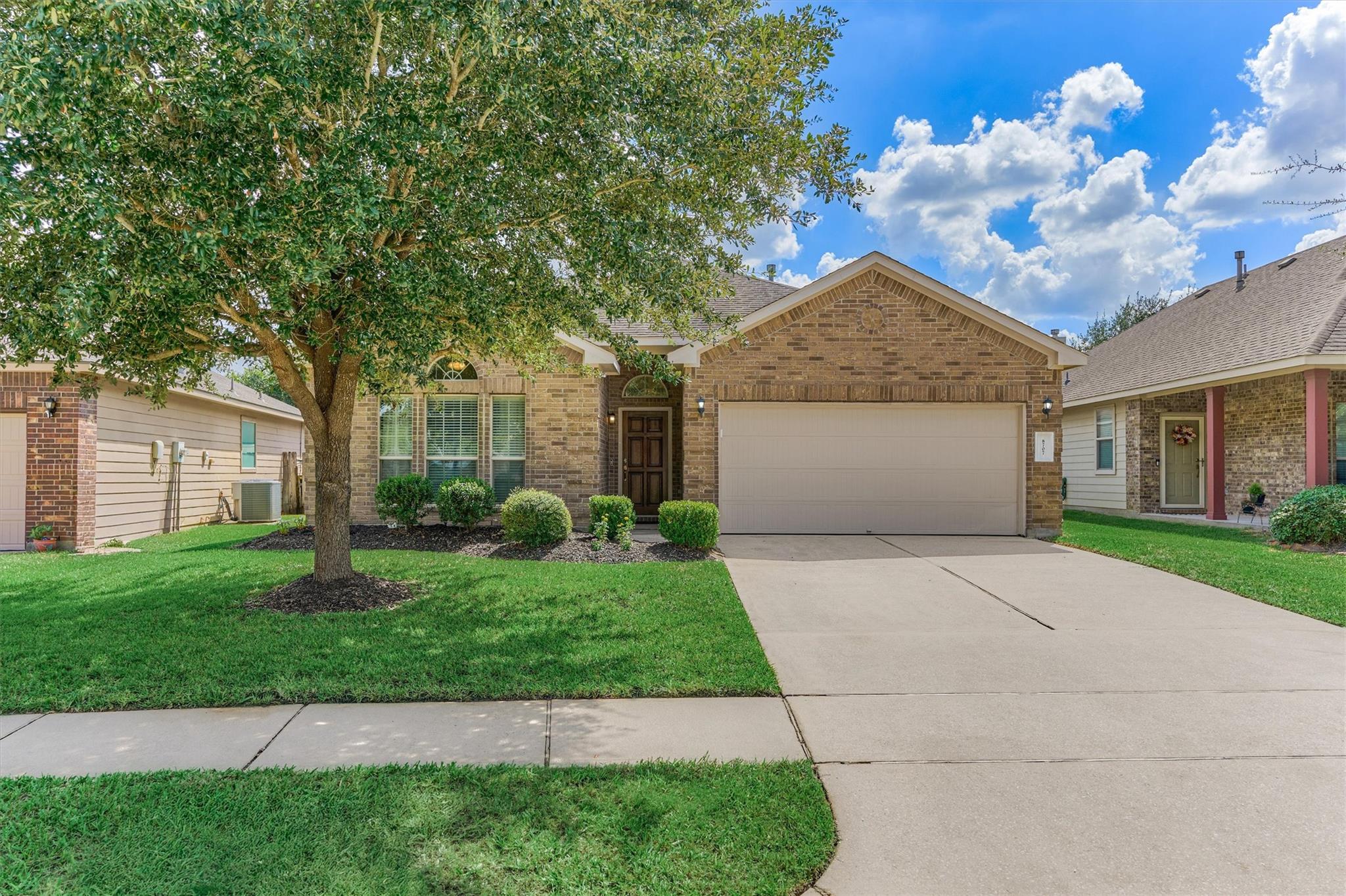 8707 Auburn Mane Drive