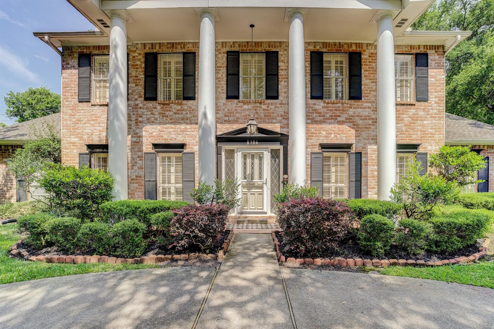 8306 Vintage Creek Drive