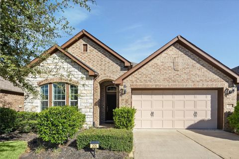 Photo of 205 Castlegate Lane, Jersey Village, TX 77065 (MLS # 41409506)