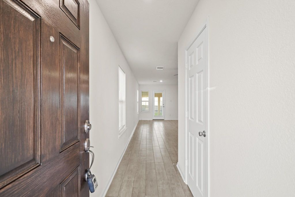 Photo of 15630 Pennfield Point Court, Houston, TX 77044 (MLS # 65637964)