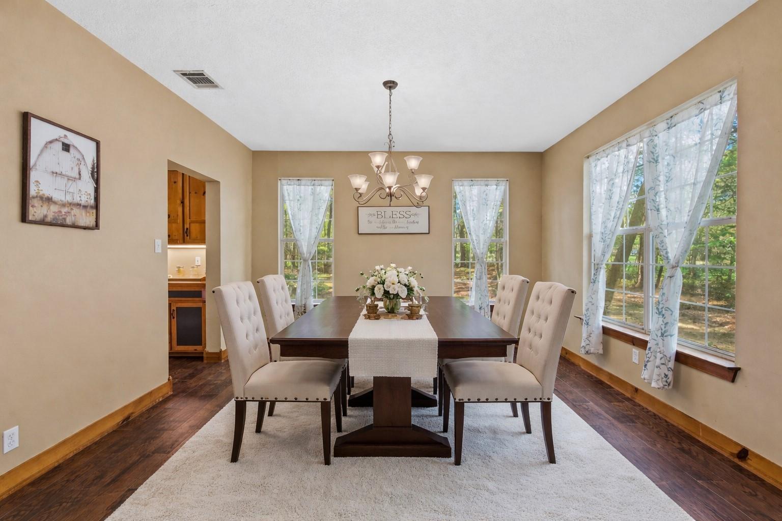 21978 Hardwood Trail