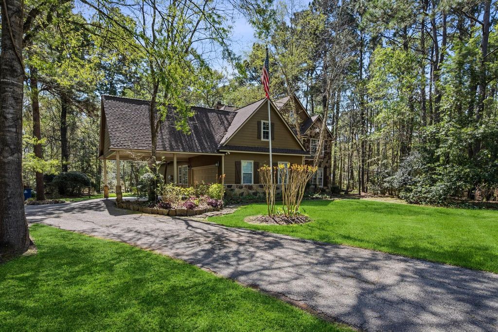 Photo of 21978 Hardwood Trail, New Caney, TX 77357 (MLS # 12234702)