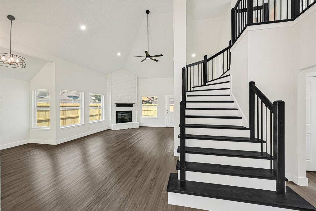 Photo of 4726 Cashel Castle Drive, Houston, TX 77069 (MLS # 73750122)