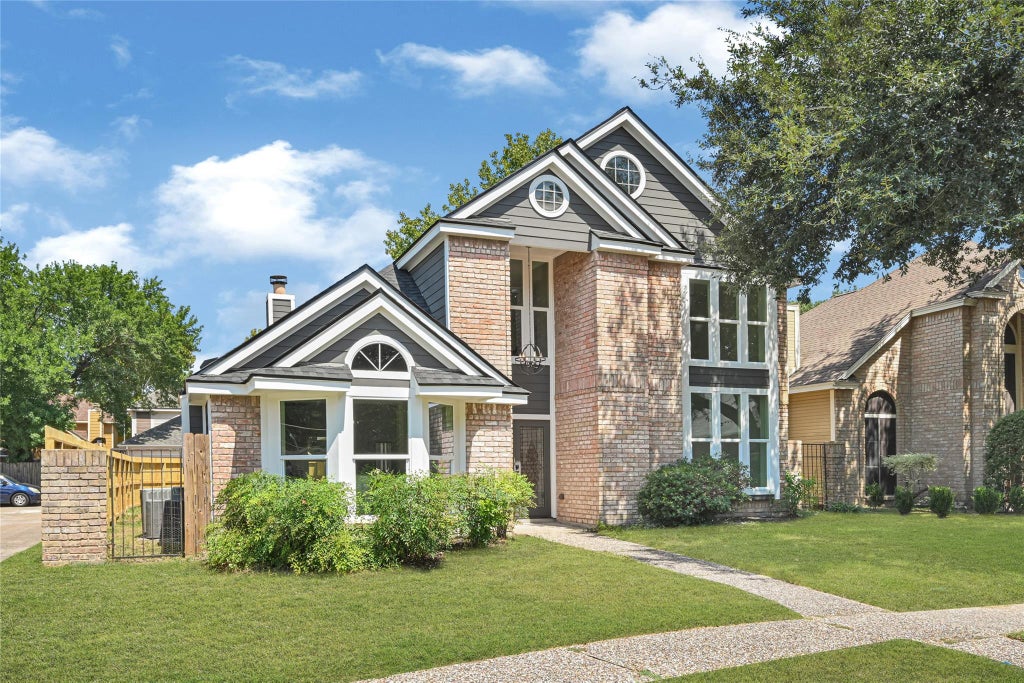 Photo of 4726 Cashel Castle Drive, Houston, TX 77069 (MLS # 73750122)