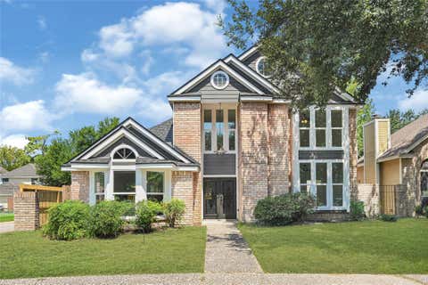 Photo of 4726 Cashel Castle Drive, Houston, TX 77069 (MLS # 73750122)