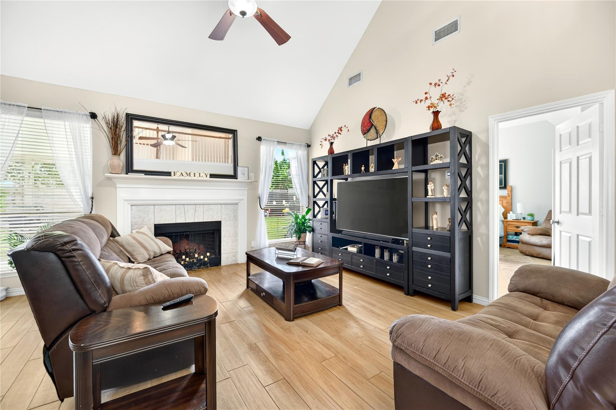 7023 Kemper Dr