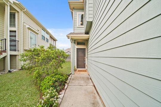 2527 Bordelon Lane