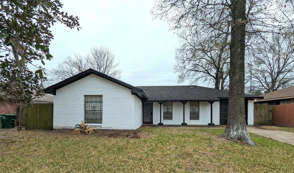 Photo of 8410 Rinn Street, Houston, TX 77078 (MLS # 86430077)