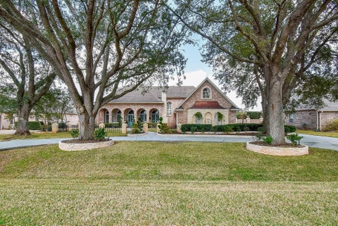 Homes For Sale - 32426 Watersmeet Street<br/> Fulshear, TX 77441
