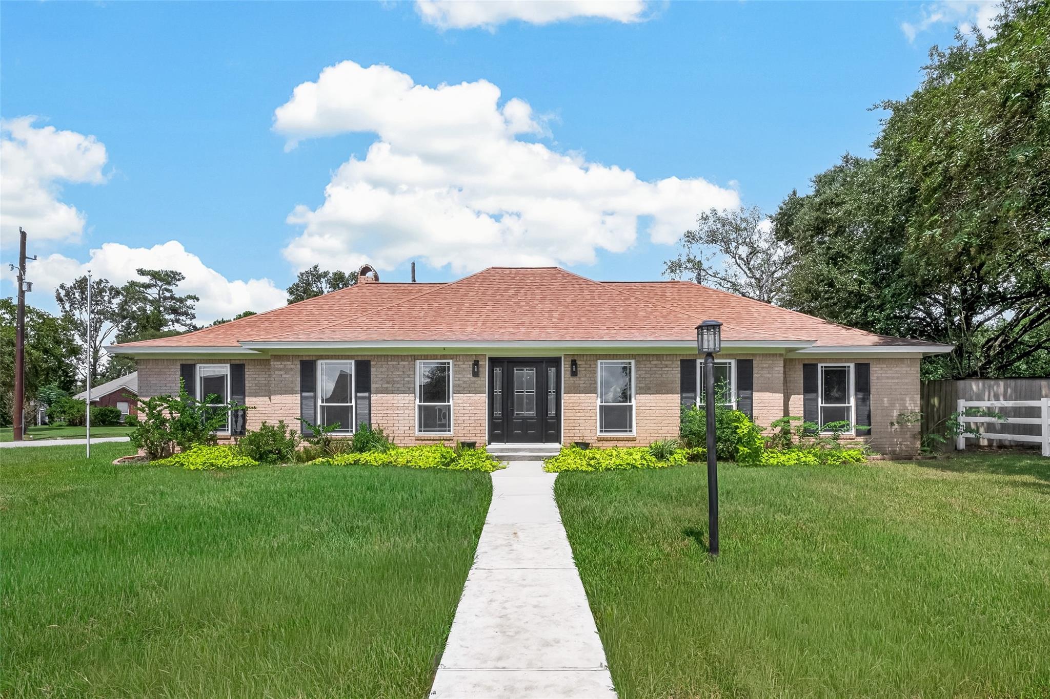 3518 Shore Shadows Drive