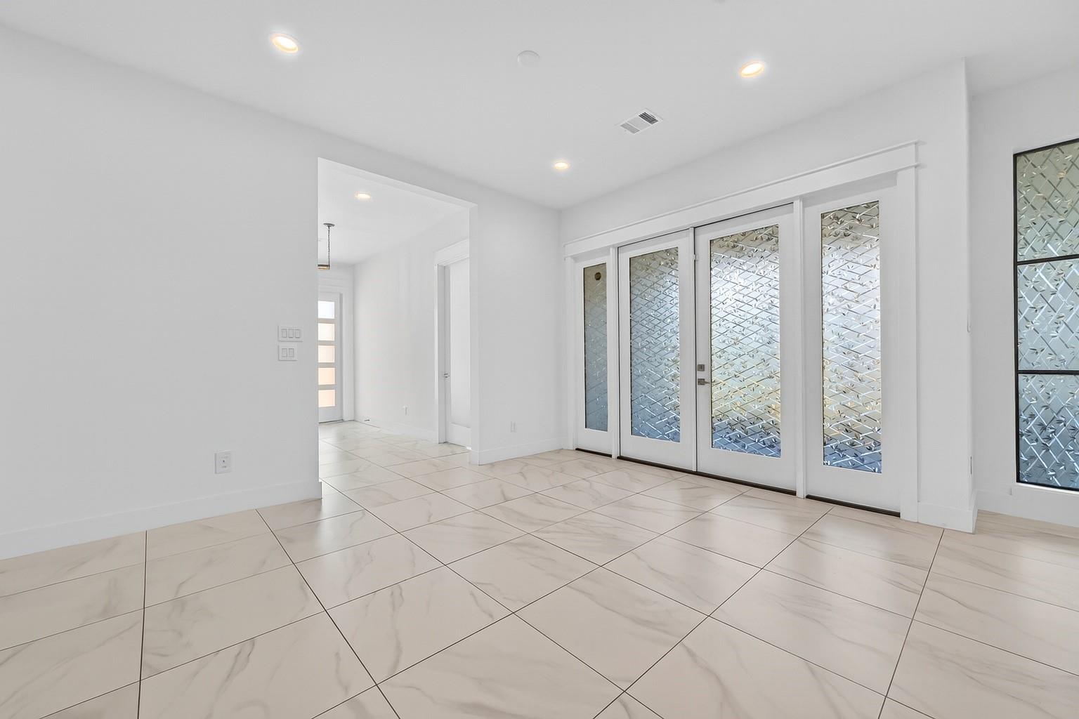 10403 Anchorage Passage