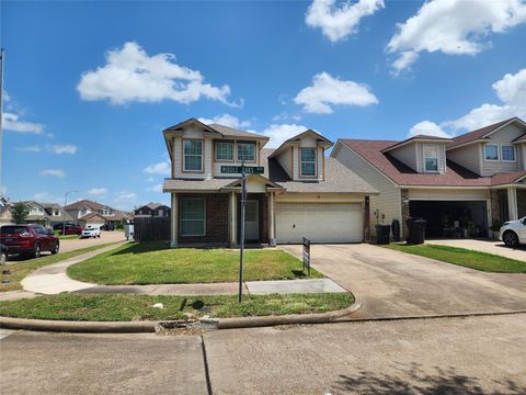 Photo of 15014 Middle Oaks Boulevard, Houston, TX 77082 (MLS # 29275444)