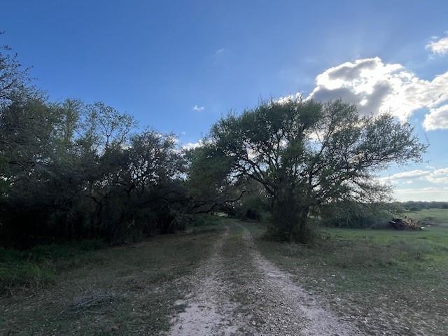 1600 County Road 121