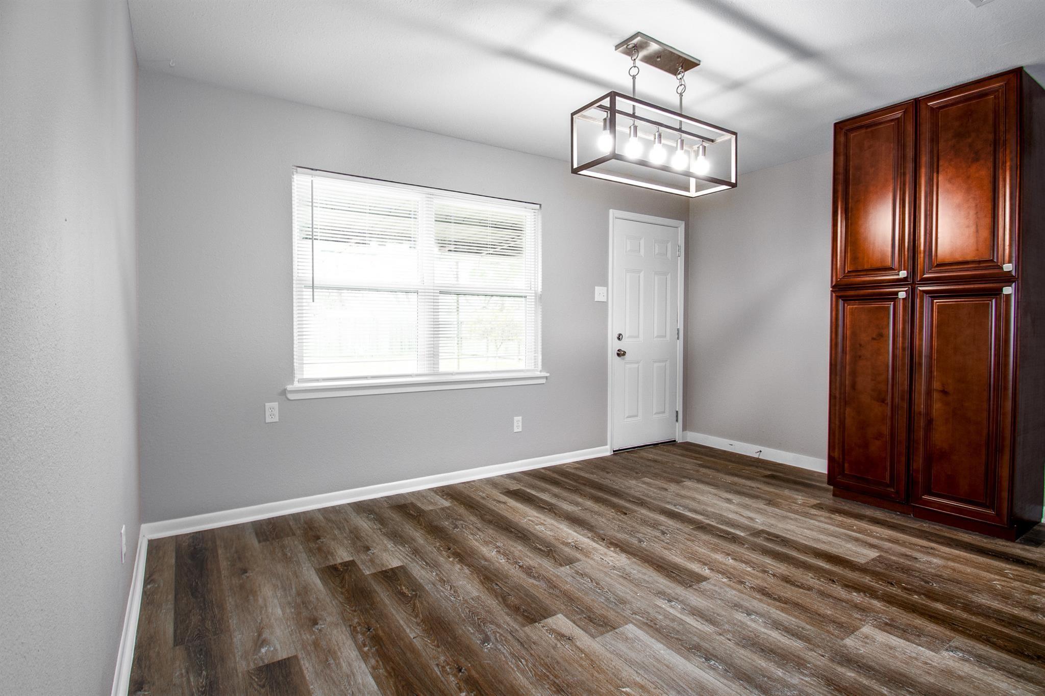 207 Del Monte Lane