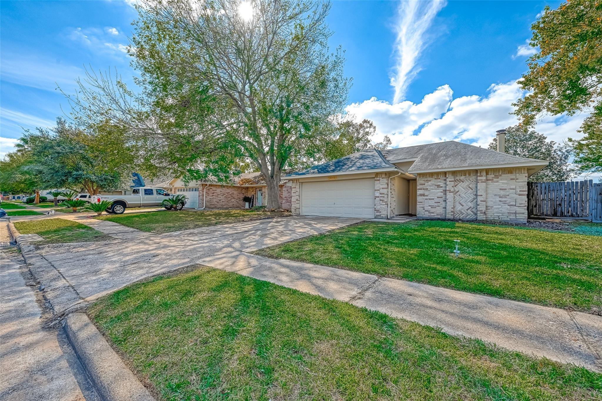 16938 Enchanted Circle E