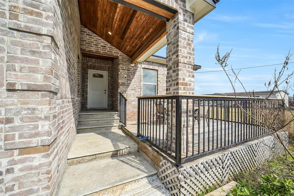 Photo of 1025 Arizona Drive, Cleveland, TX 77327 (MLS # 50816285)