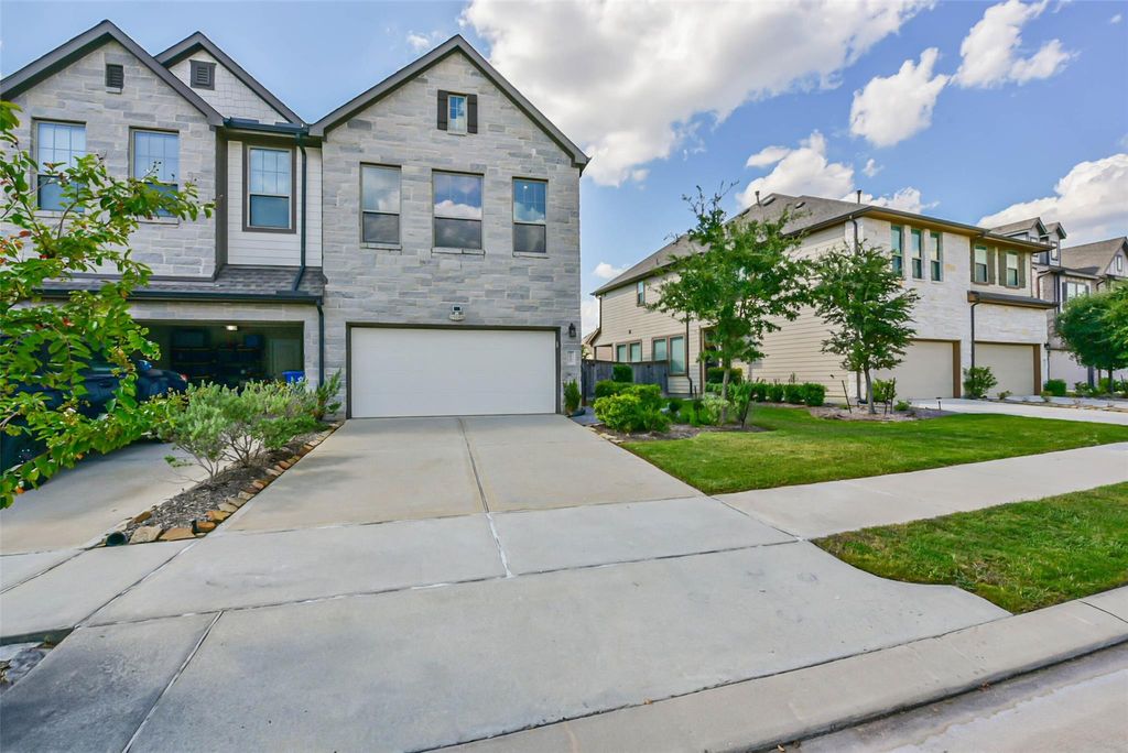 Photo of 16207 Rattlesnake Run Trail, Cypress, TX 77433 (MLS # 47627541)