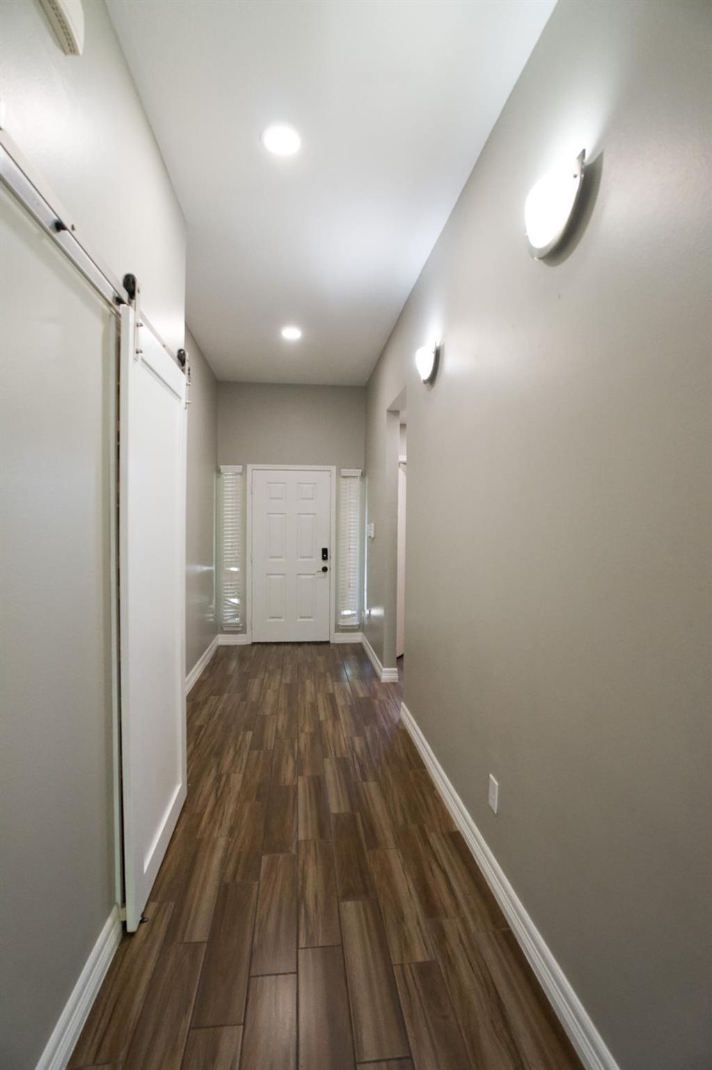 Photo of 2710 Sockeye Drive, Houston, TX 77045 (MLS # 22631213)