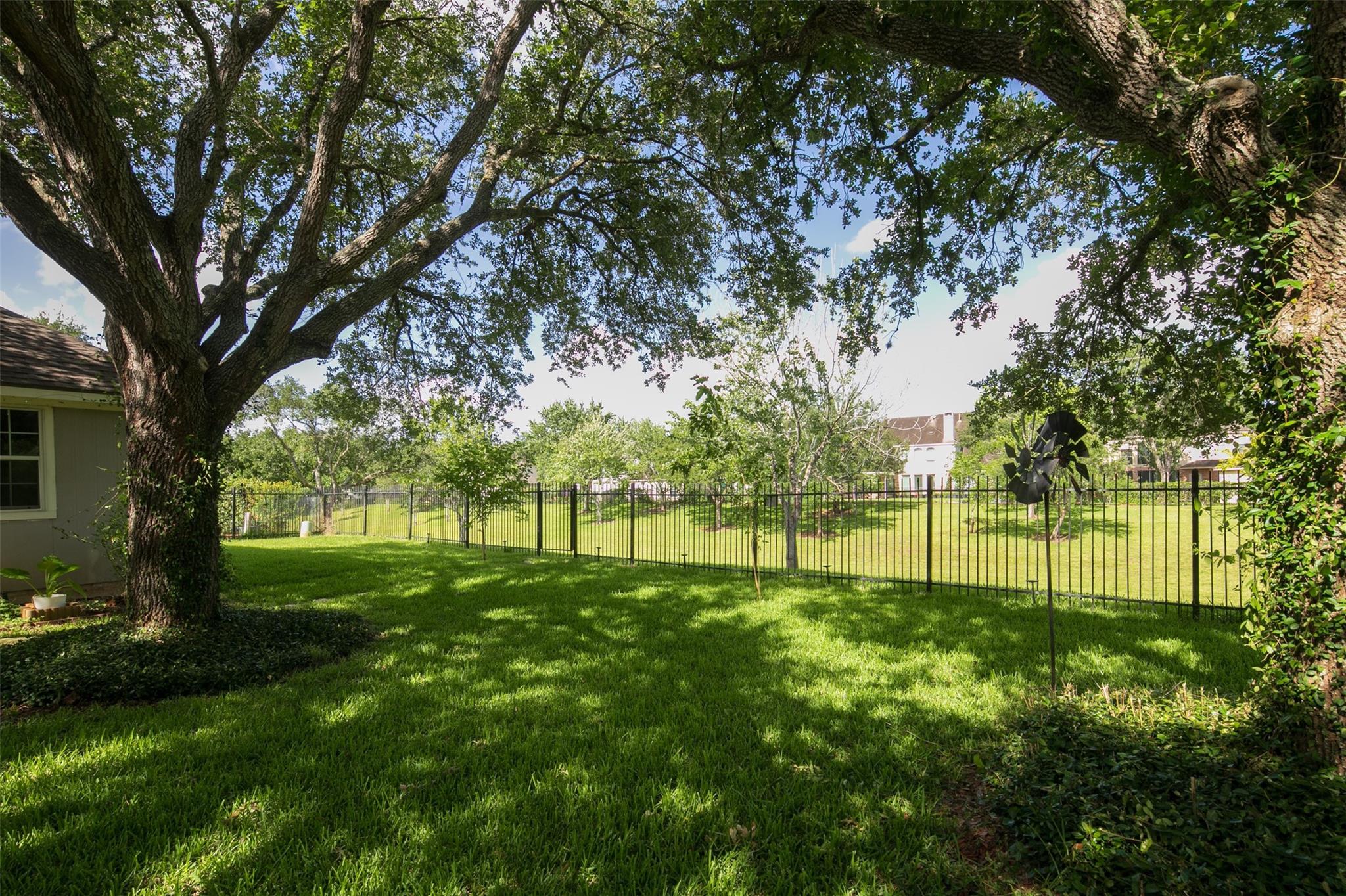 2627 Brazos Ridge Drive