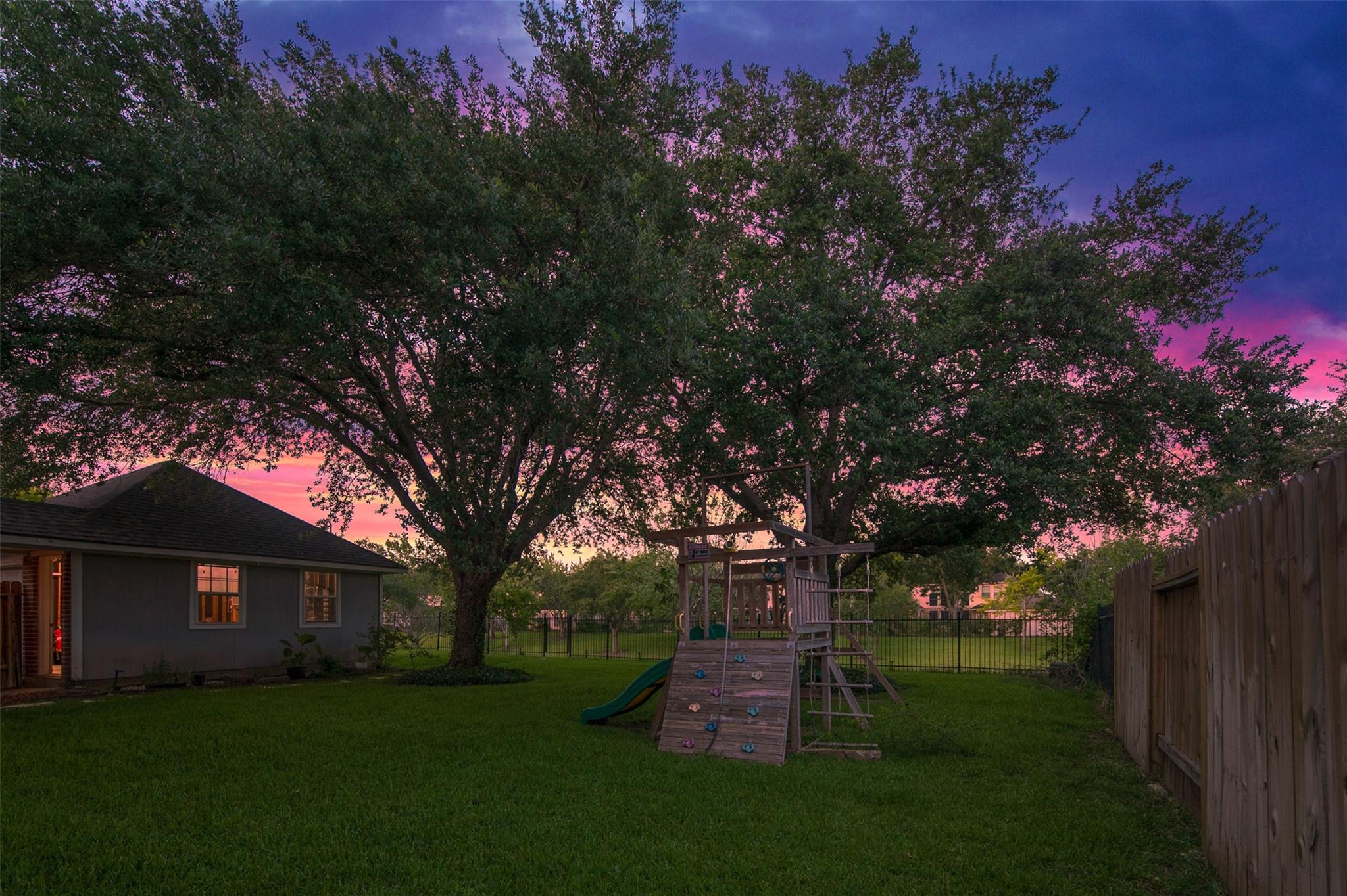 2627 Brazos Ridge Drive