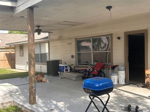 Tiny photo for 7811 Fall Glen Drive, Houston, TX 77040 (MLS # 54214606)