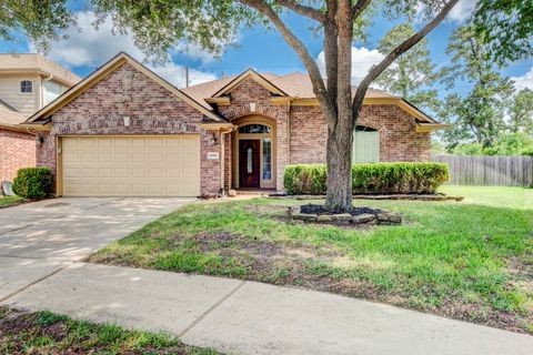 Photo of 10406 Friars Hill Hl, Houston, TX 77070 (MLS # 43042323)