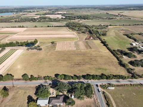 14126 Penick Road Waller TX 77484