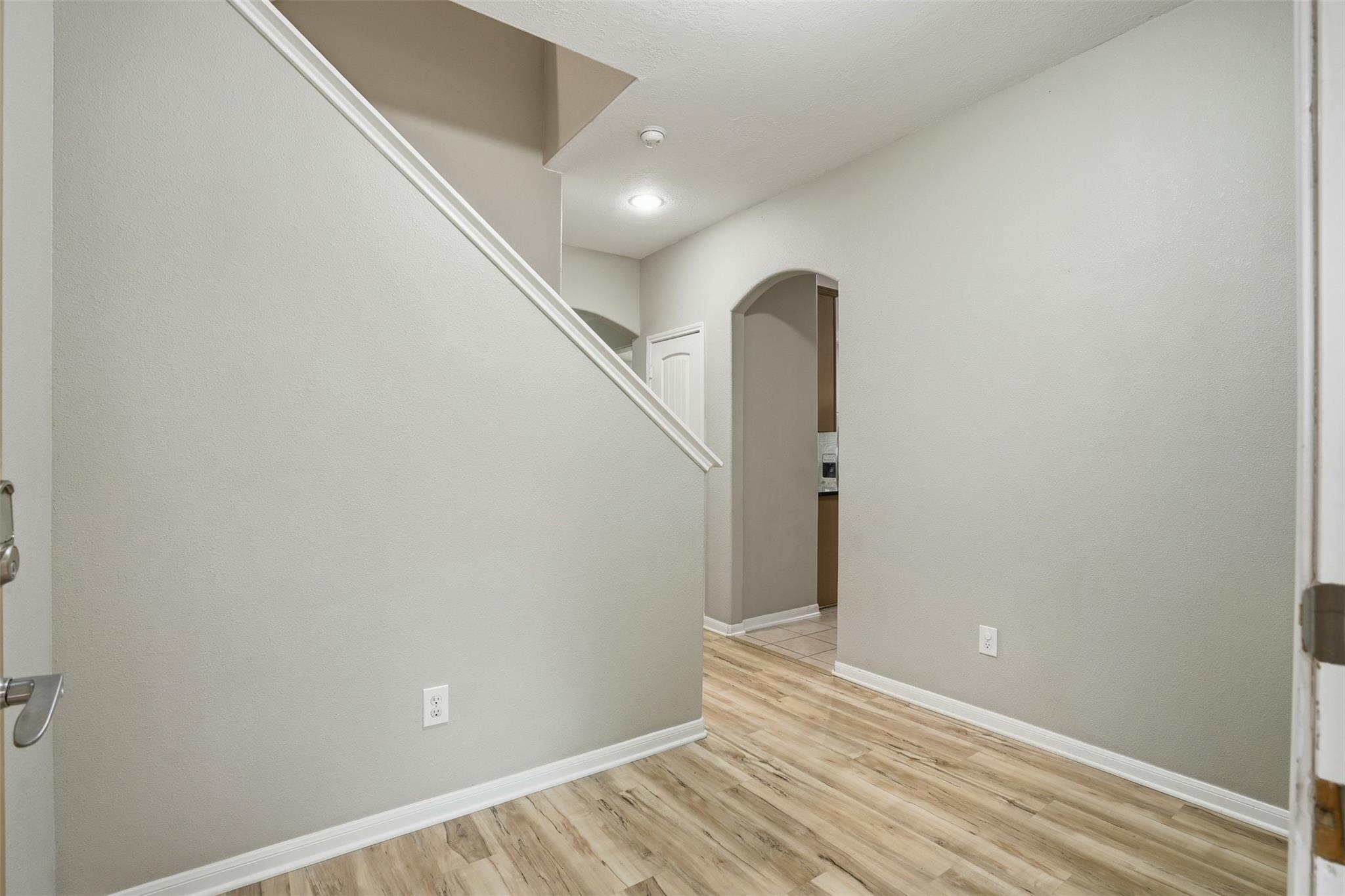 13914 Winthorpe Court