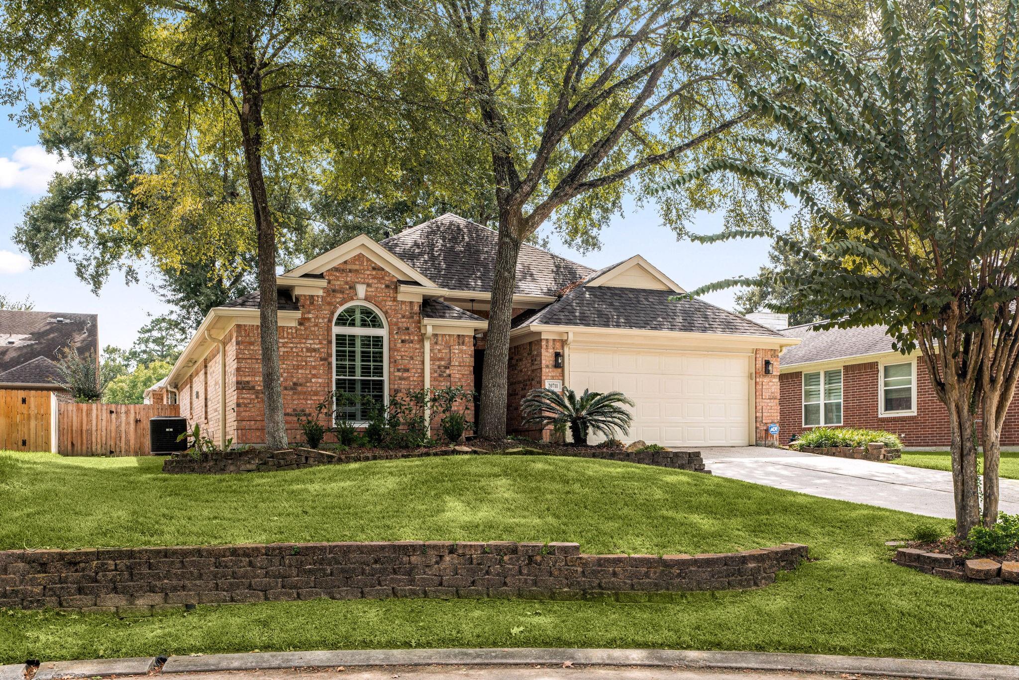 20711 Redbud Trail