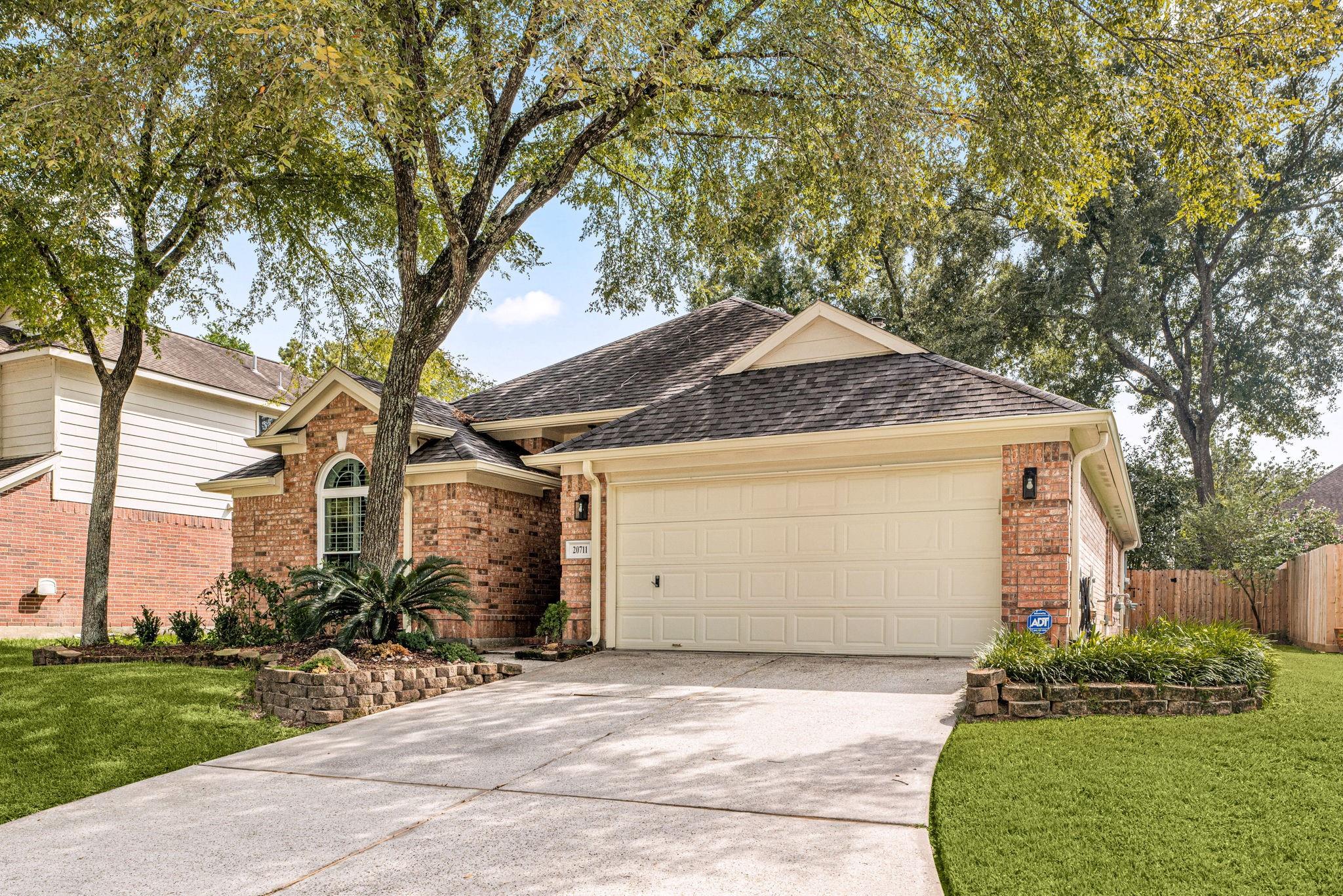20711 Redbud Trail
