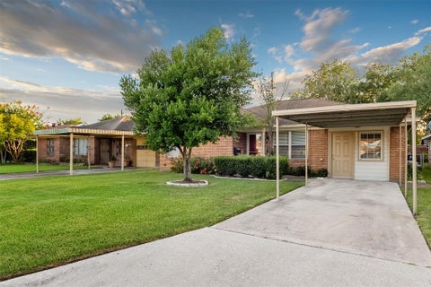 Photo of 4411 Billingsley Street, Houston, TX 77009 (MLS # 50535004)