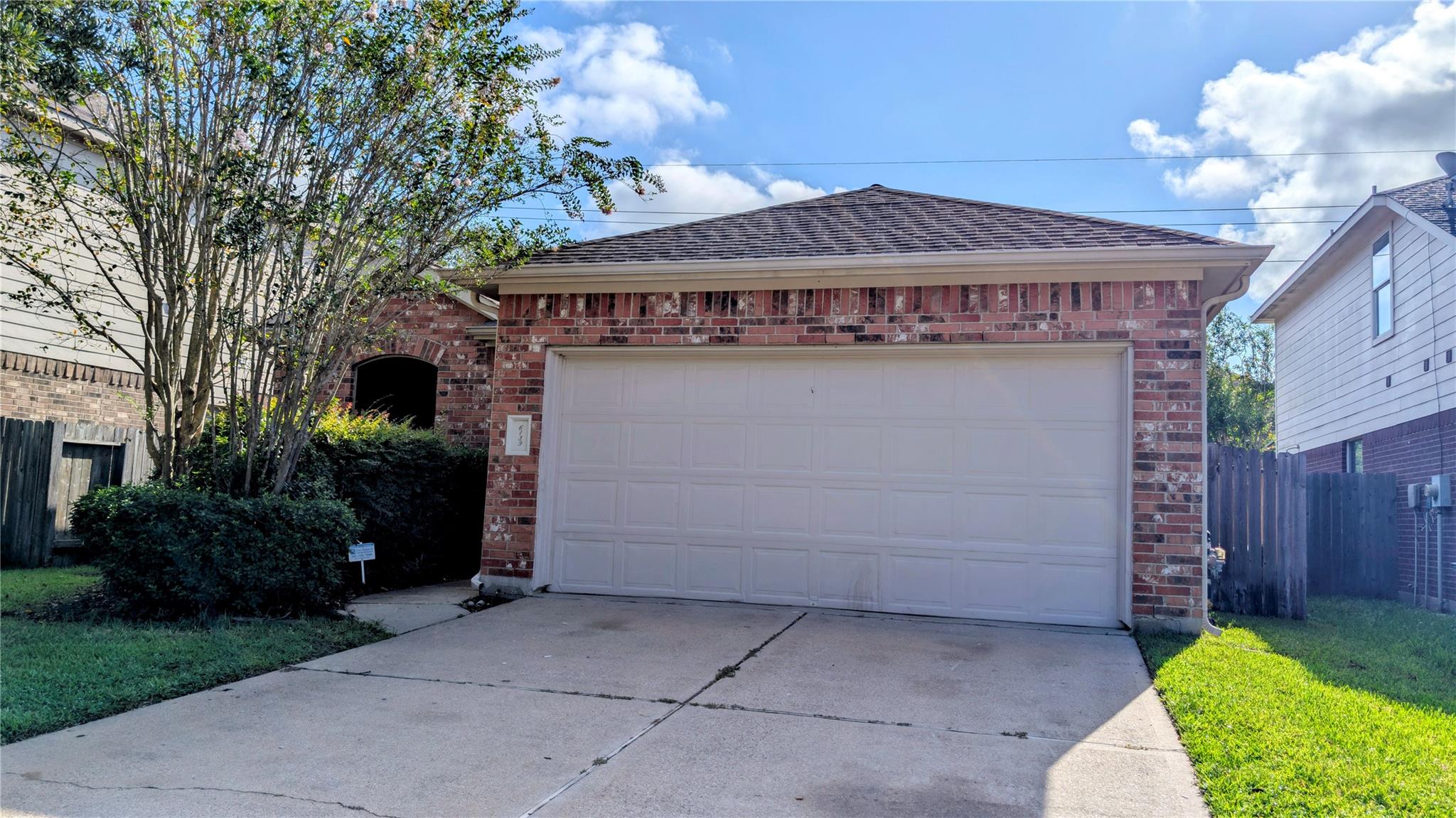 6139 Starbrook Creek Drive