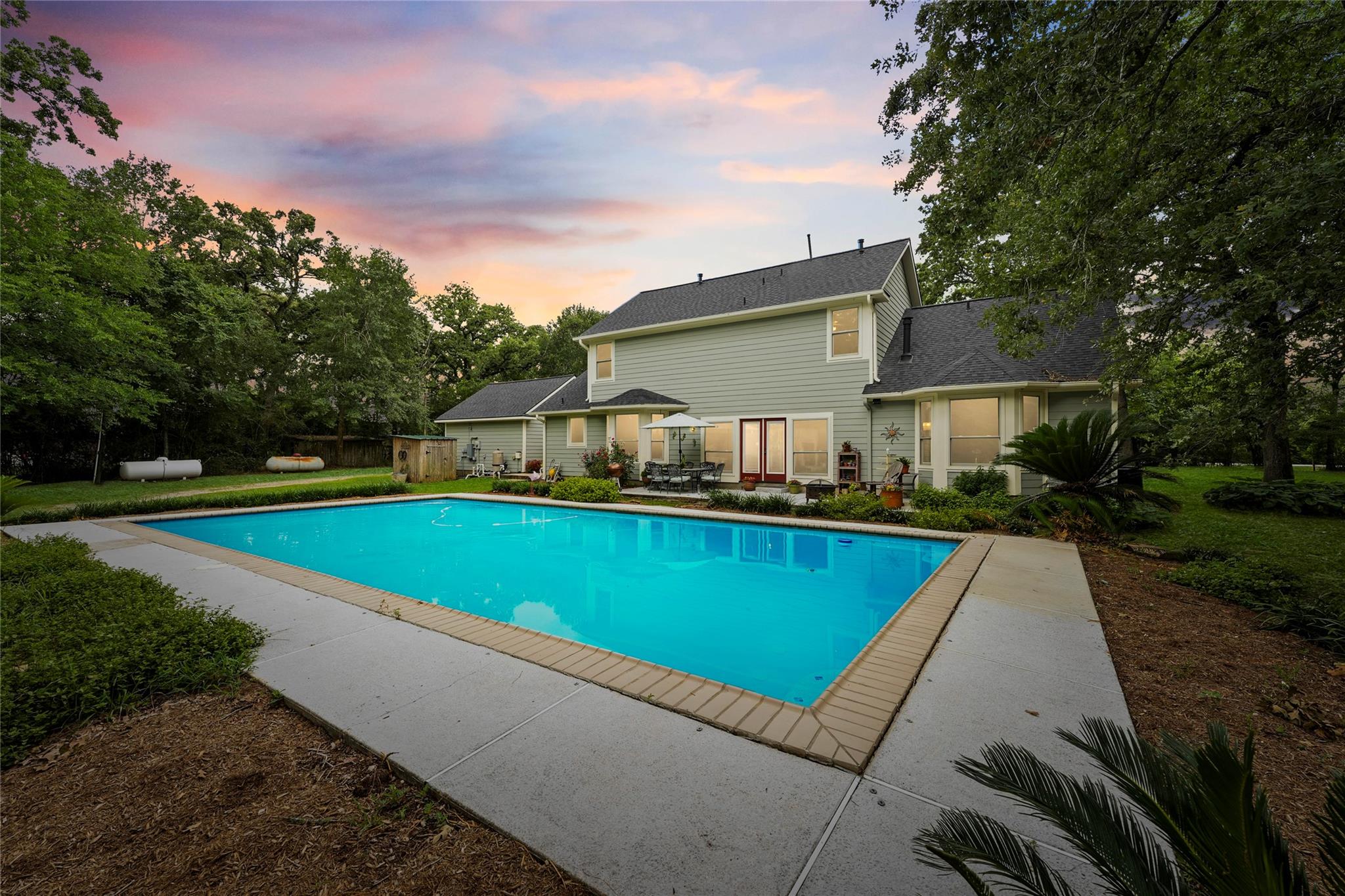 6803 E Treaschwig Road