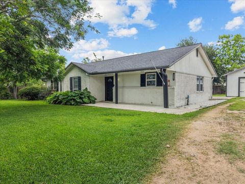 Photo of 3002 Ohio Street, League City, TX 77573 (MLS # 28390714)