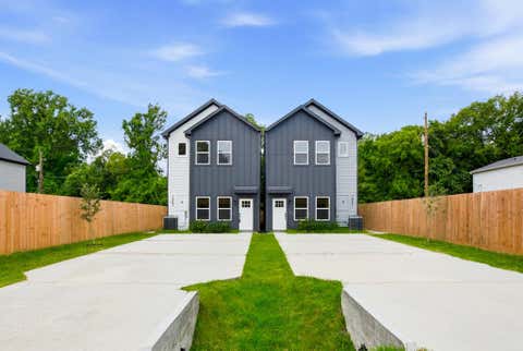 Tiny photo for 7841 Sunnyhill Street #B, Houston, TX 77088 (MLS # 11994402)